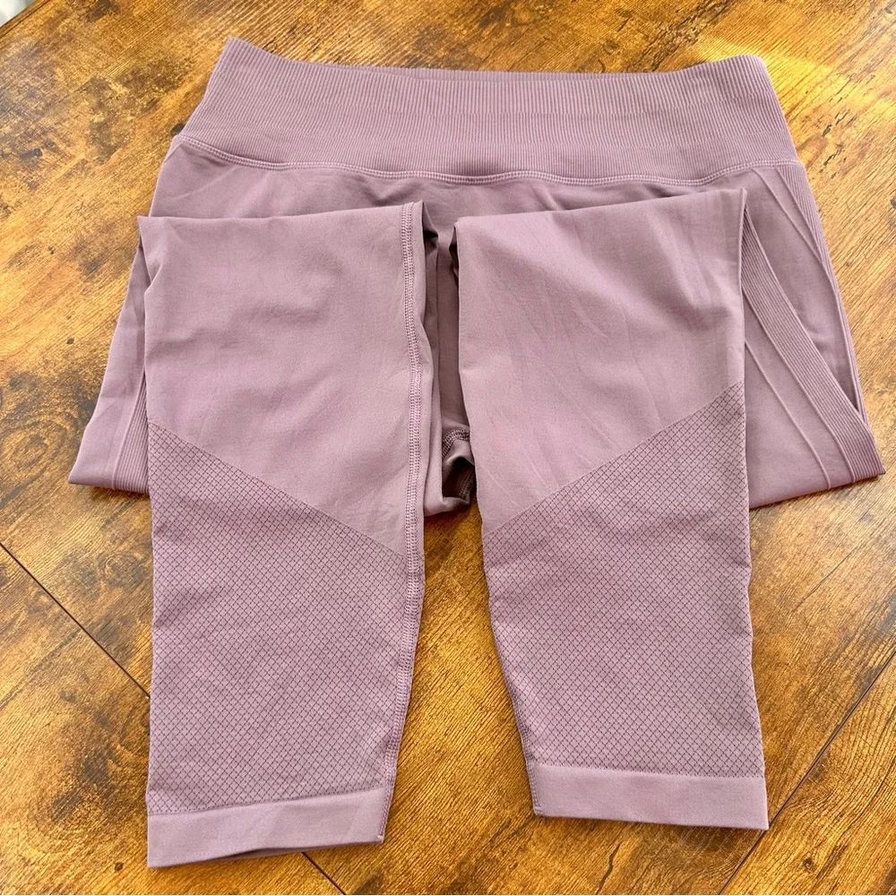 Lululemon Ebb to Street Tight, Frosted Mulberry, 12
